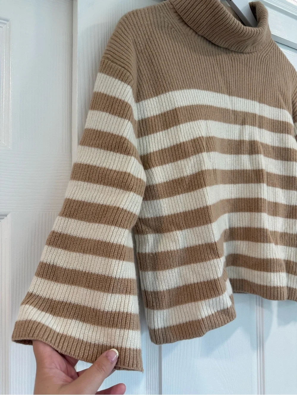 J.Crew Wool and Cashmere Relaxed Tan and Cream Turtleneck, Large Petite